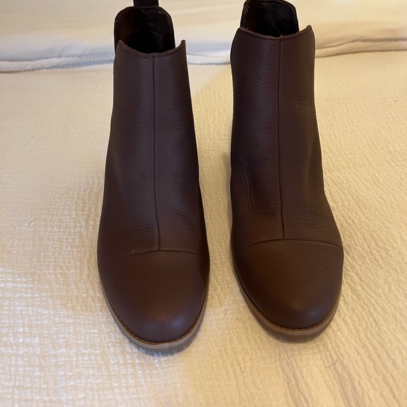 Toms everly booties - Picture 2 of 3